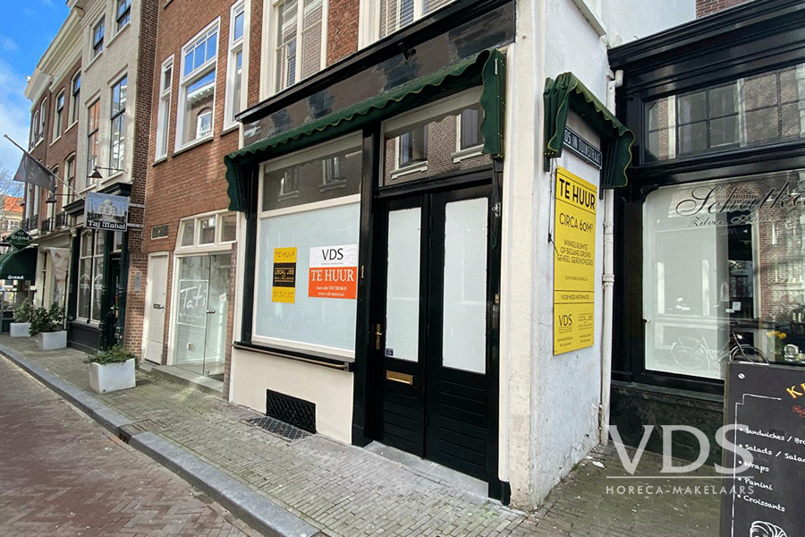 Teken vork vloot VDS Horeca makelaars | TE HUUR gerenoveerd winkel/ horecapand in Maliestraat