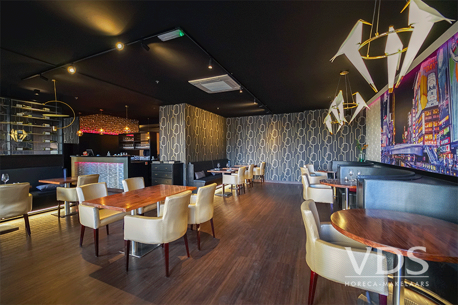 Compleet ingericht restaurant in Scheveningen