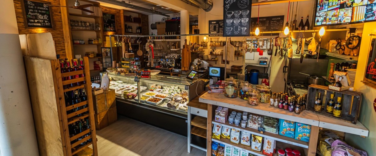 Di Niente, een speciaalzaak in een zeer levendige buurt 