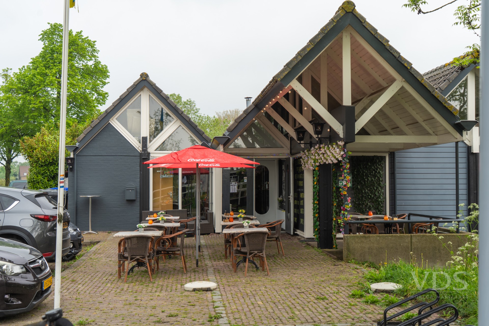 Volledig ingerichte brasserie in Vlist, over te nemen