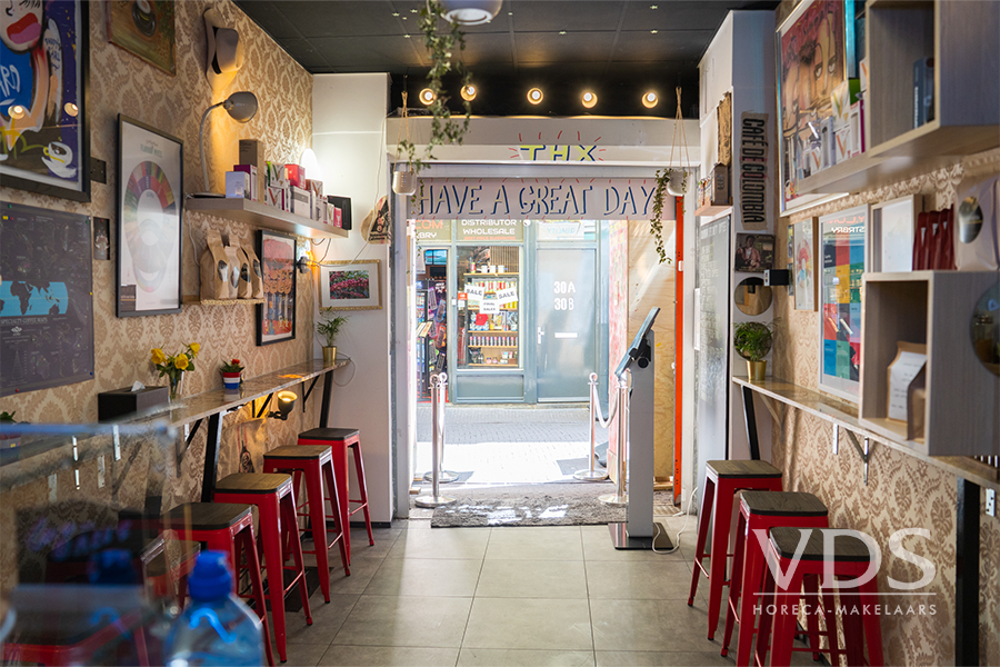 Koffiespeciaalzaak in drukke winkelstraat centrum Den Haag