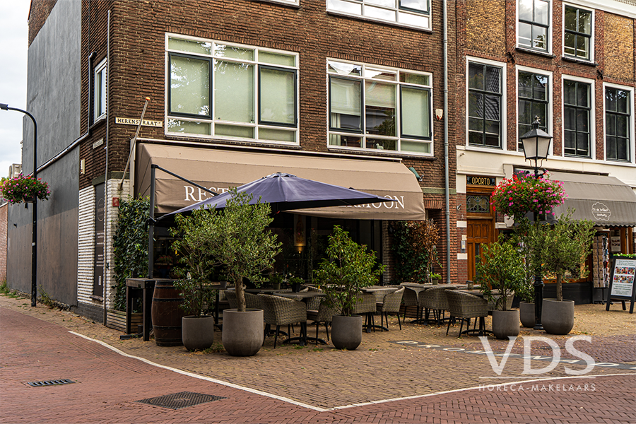 Restaurant Papermoon ter overname in de hoofdstraat van Voorburg